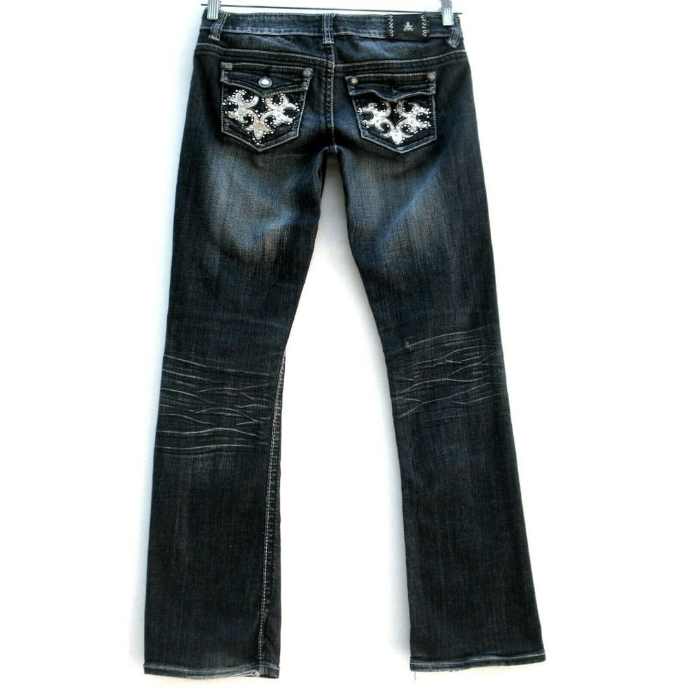 Antique Rivet Bootcut Flap Pockets Embellished Dark Wash Distressed Sz 27 (tag)
